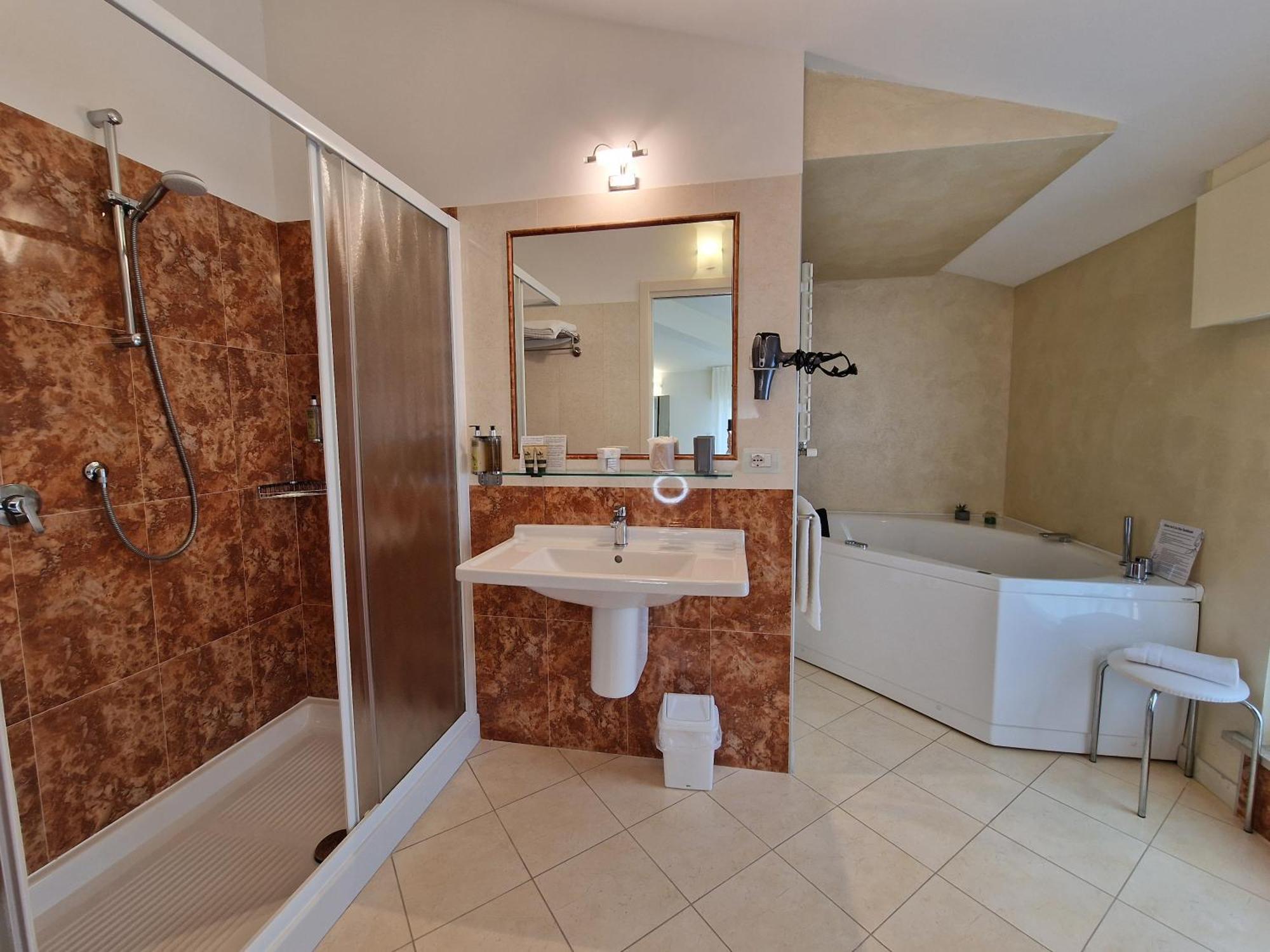 Hotel Villa Anthea Garda  Esterno foto