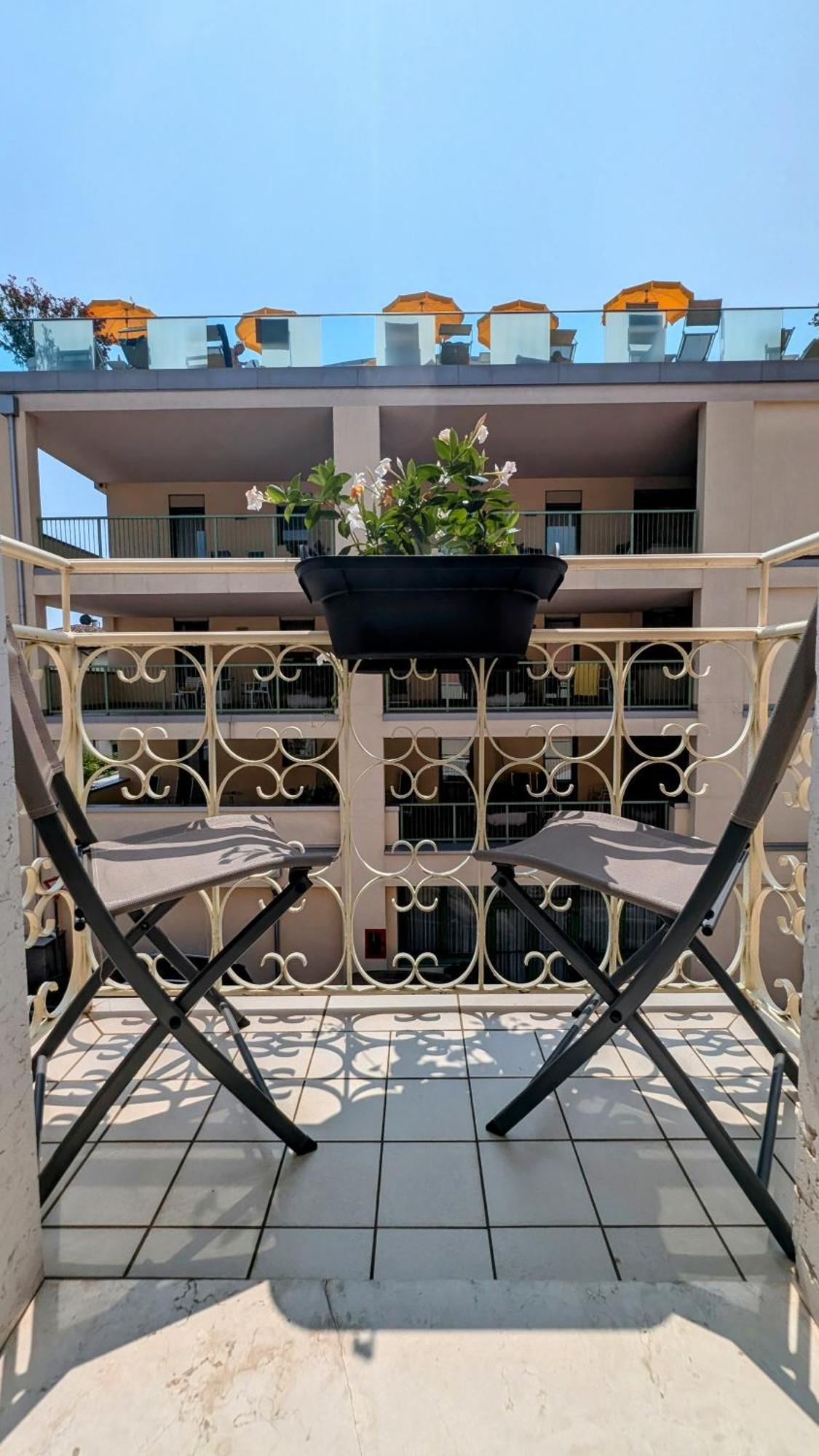 Hotel Villa Anthea Garda  Esterno foto